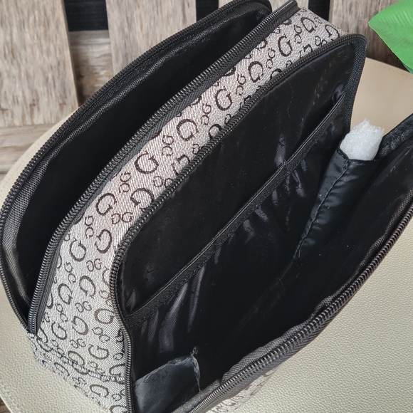 Guess Faux Leather Monogram Black and Gray Travel Bag - Picture 9 of 12